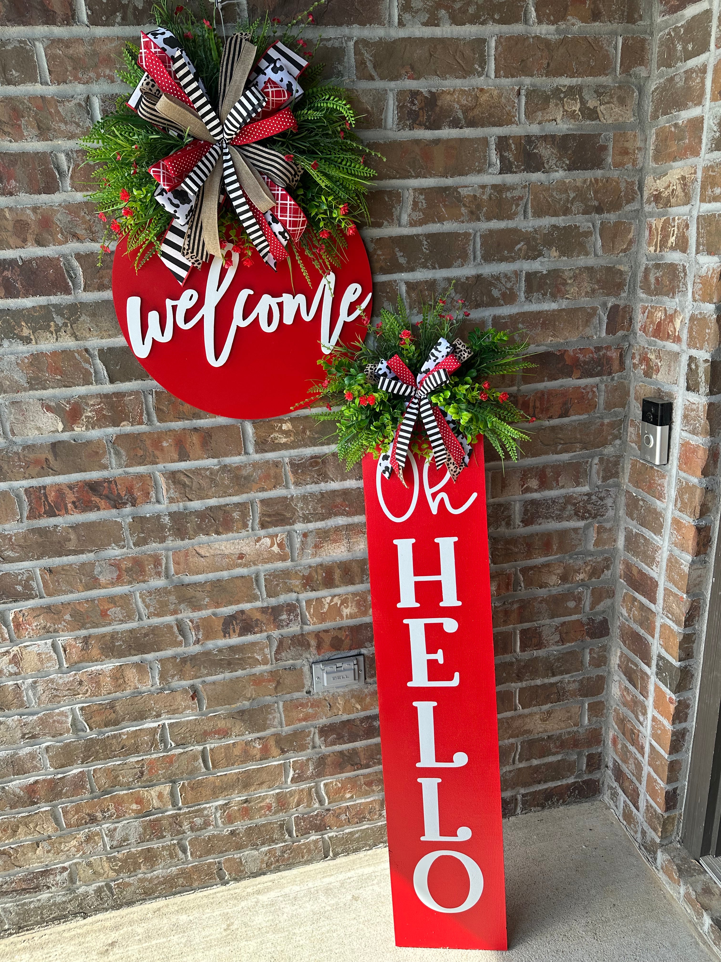 Porch leaner and door hanger matching set
