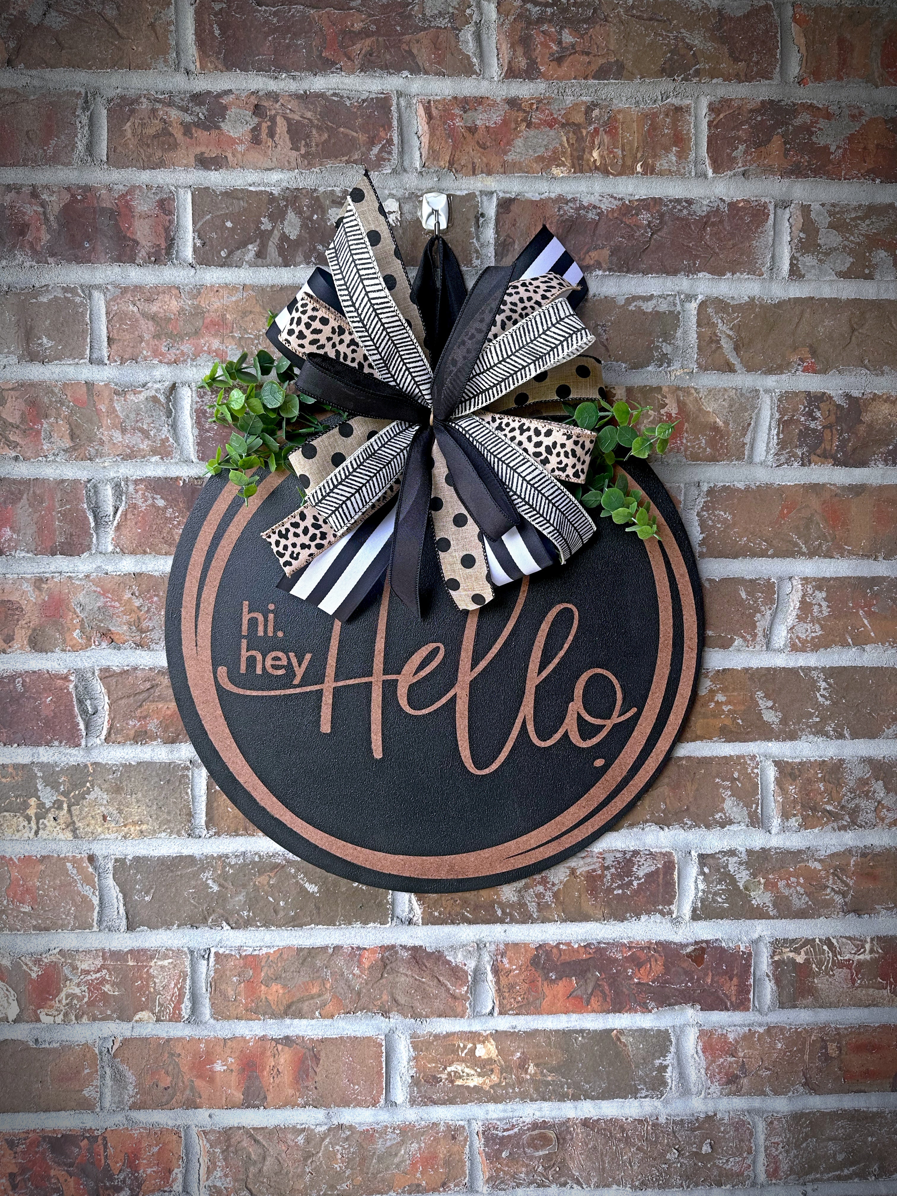 Hi Hey Hello – Natural on Black Door Hanger