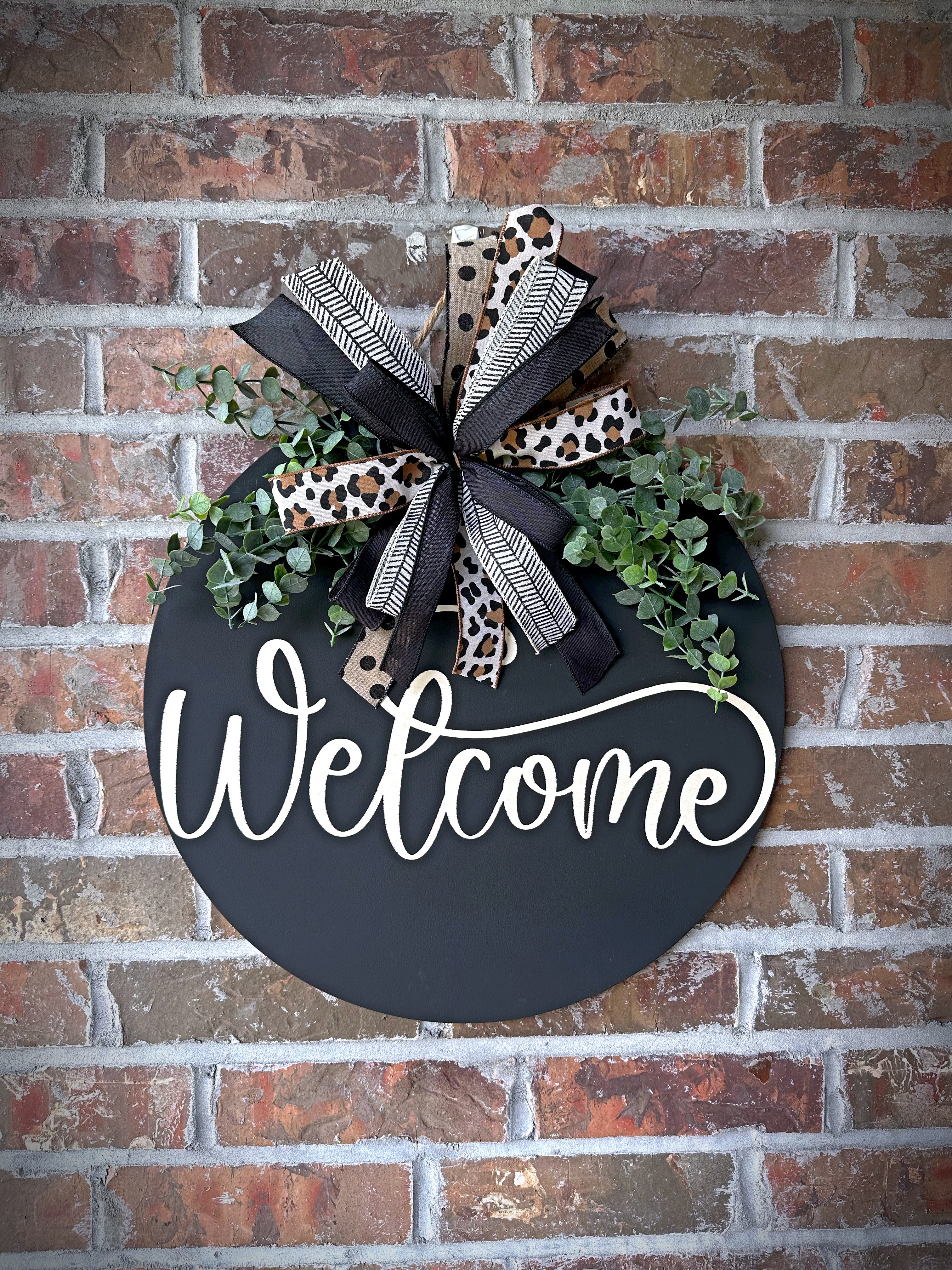 Classic Welcome Black Door Hanger