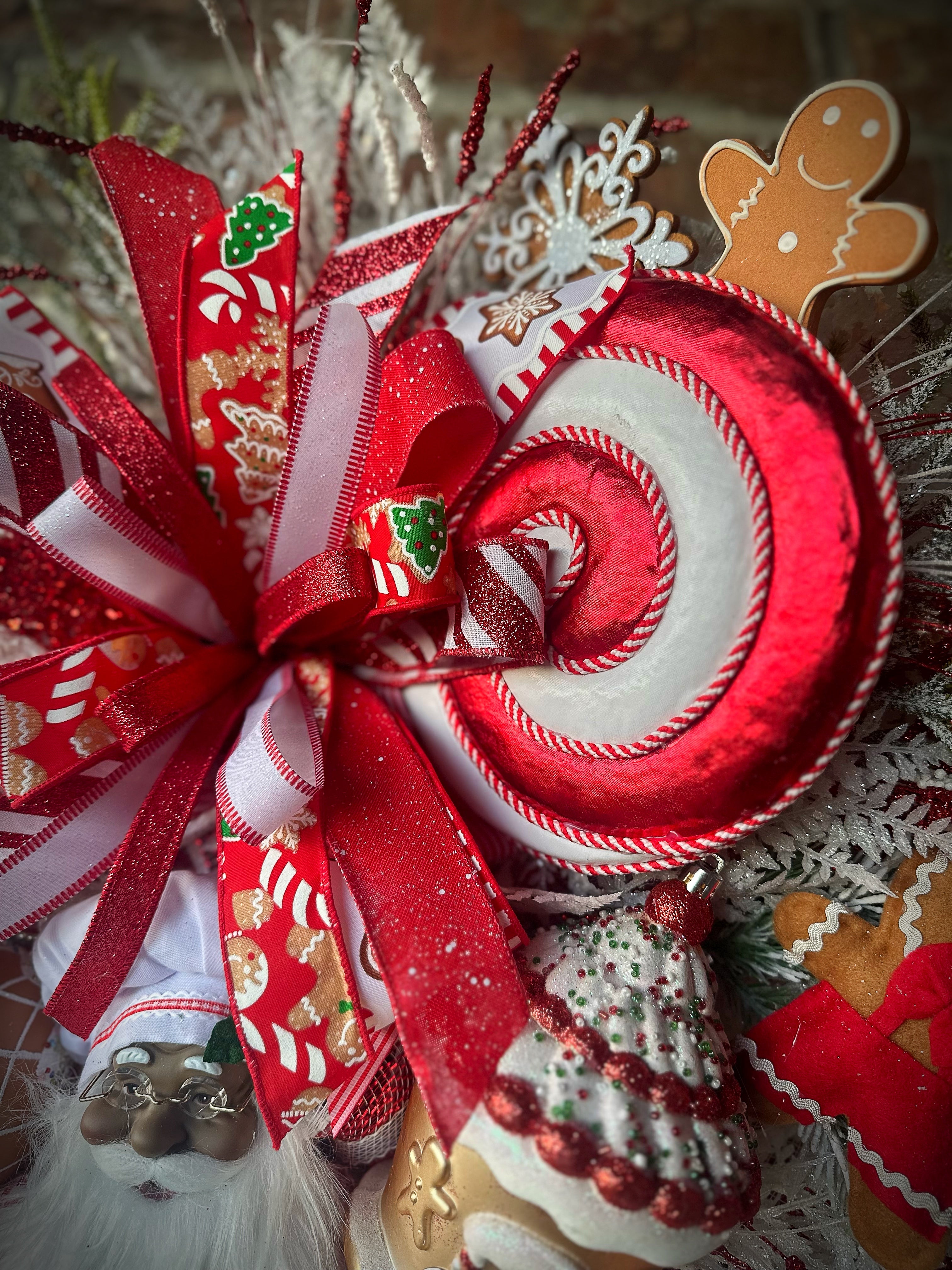 Black Santa gingerbread wreath