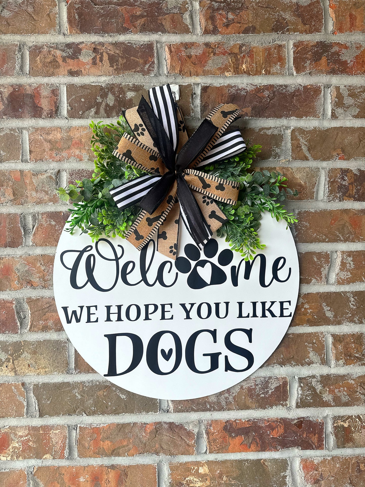 Dogs door hanger