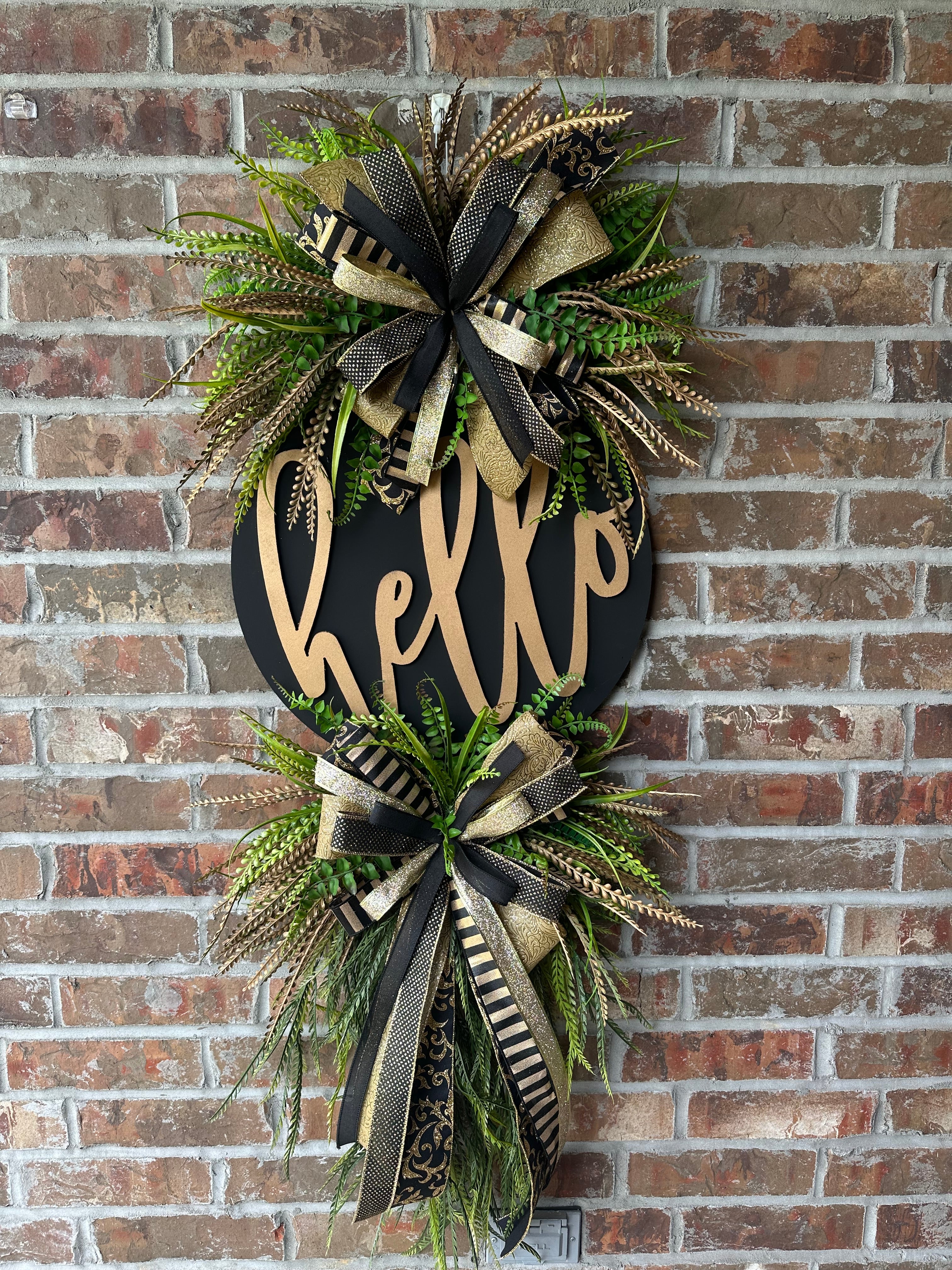 Chic Elegance Hello Wreath