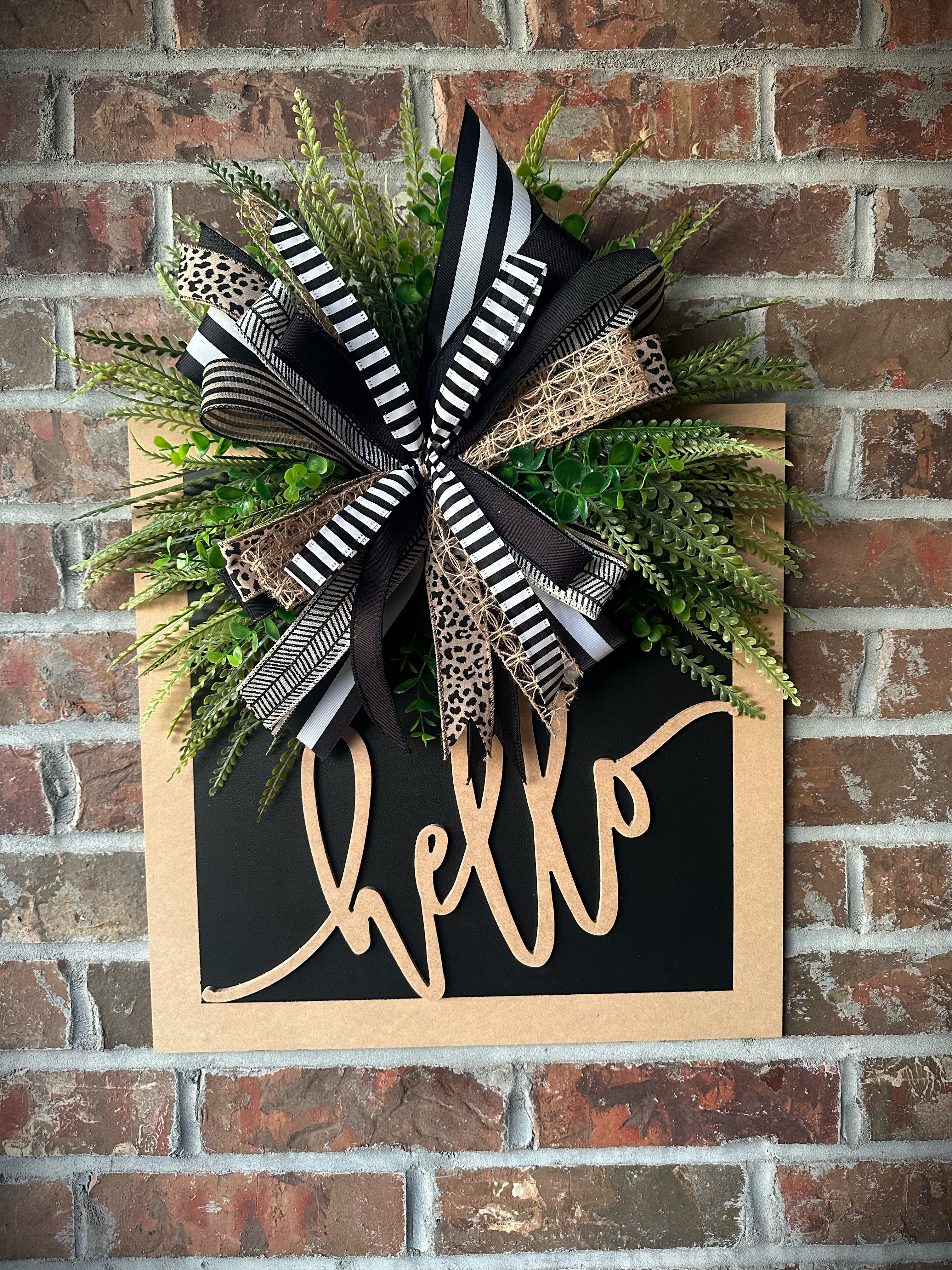 Neutral “Hello” Square Door Hanger