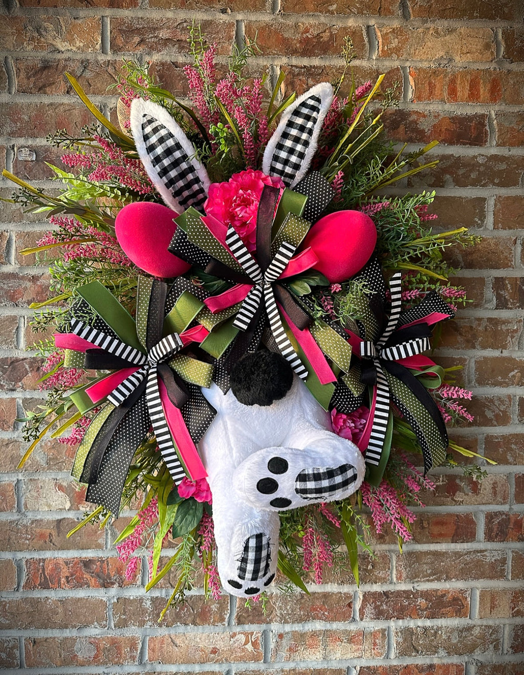 Hoppy & Chic Bunny Butt Wreath
