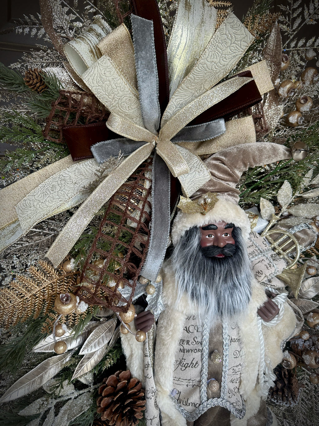 Neutral African American Santa Wreath