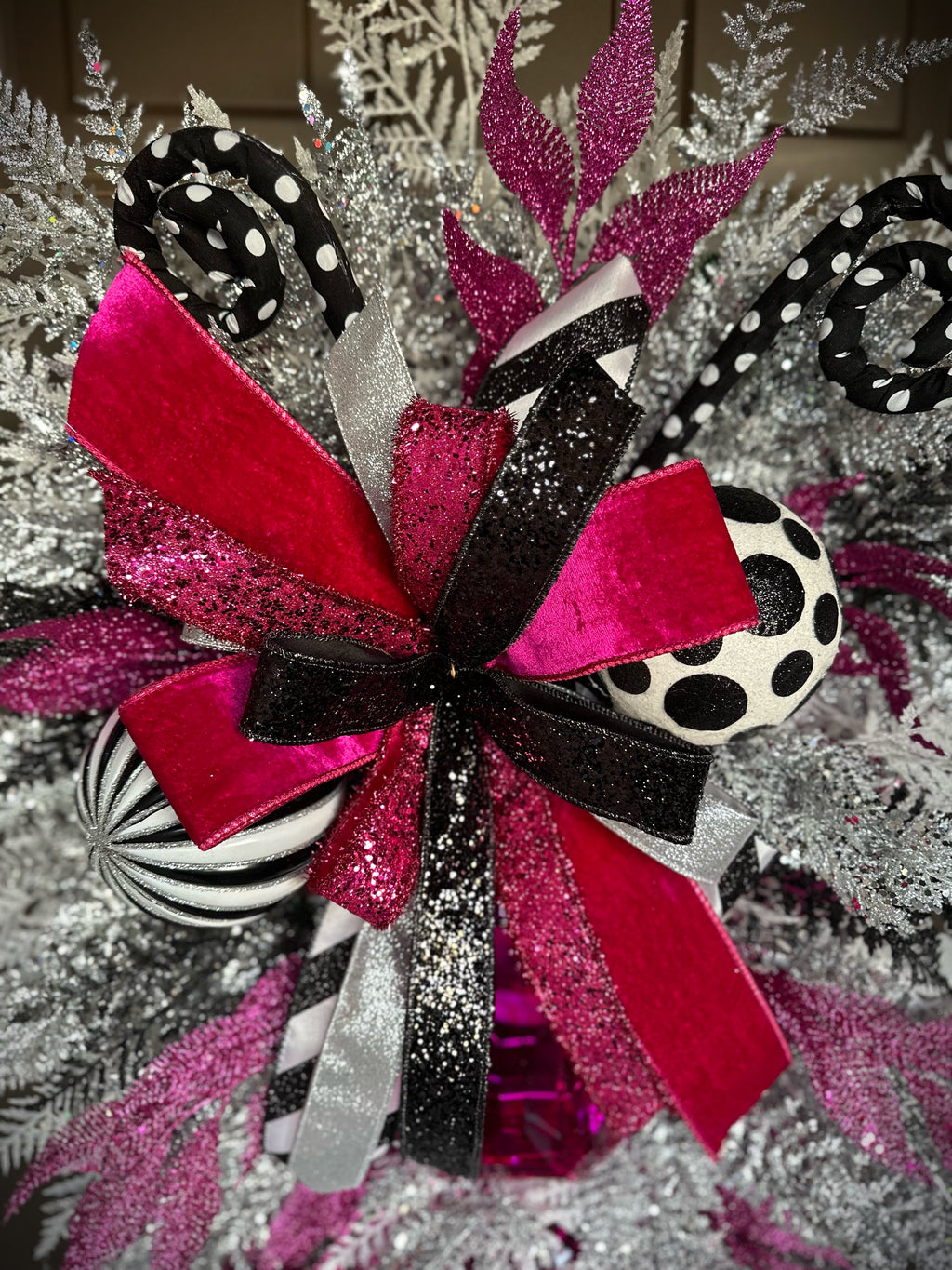 Fuchsia/Silver/ Black/ White Luxury Christmas swag wreath