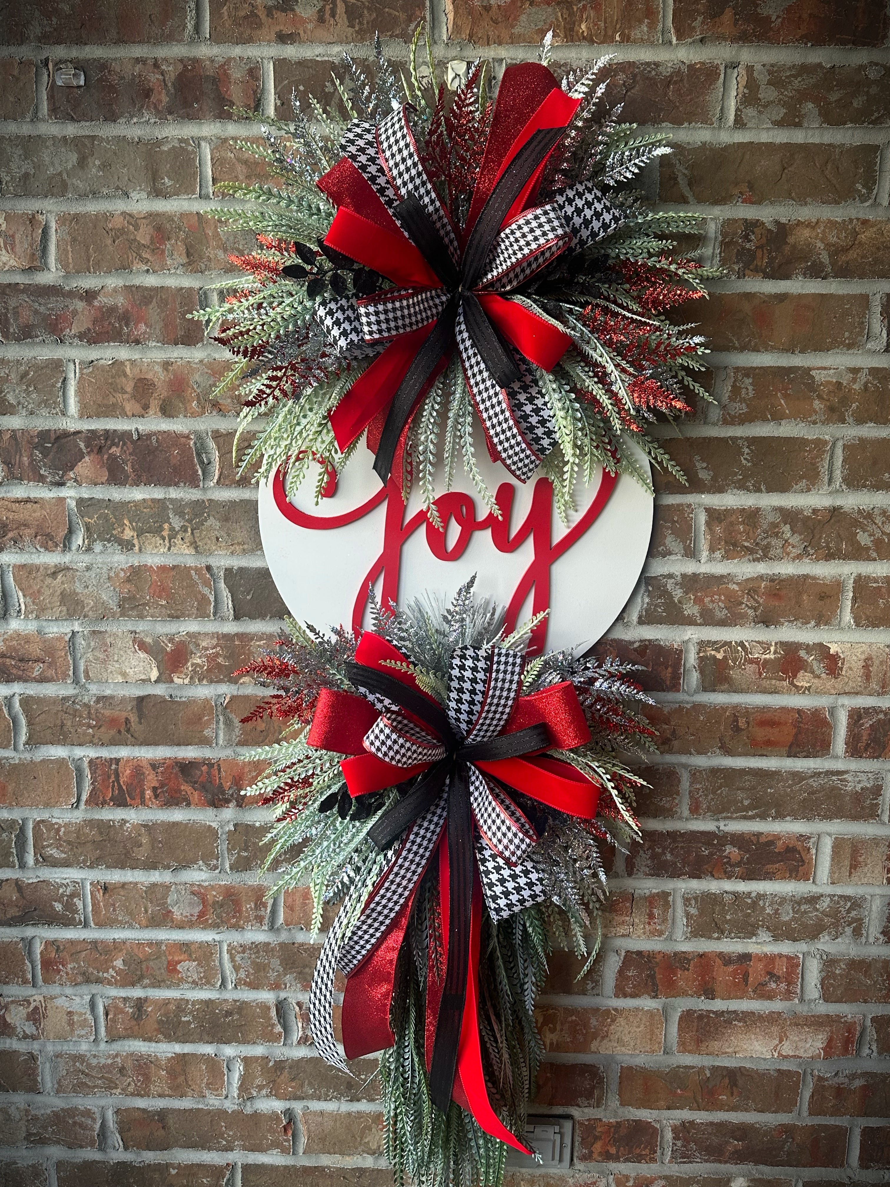 Luxury “Joy”(Houndstooth) Wreath