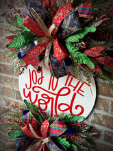 Load image into Gallery viewer, Joy to the world wreath
