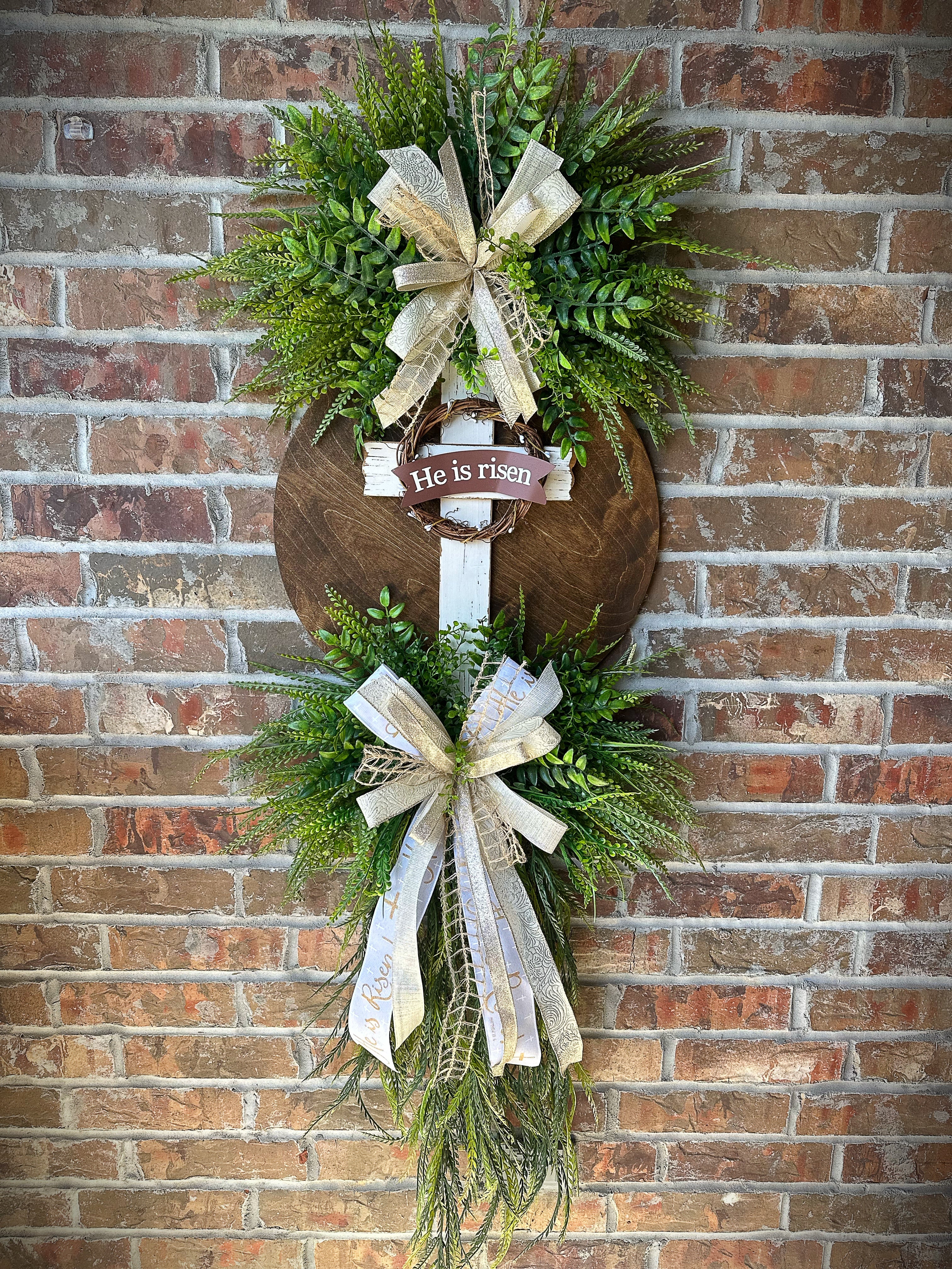 He is Risen 3D wreath