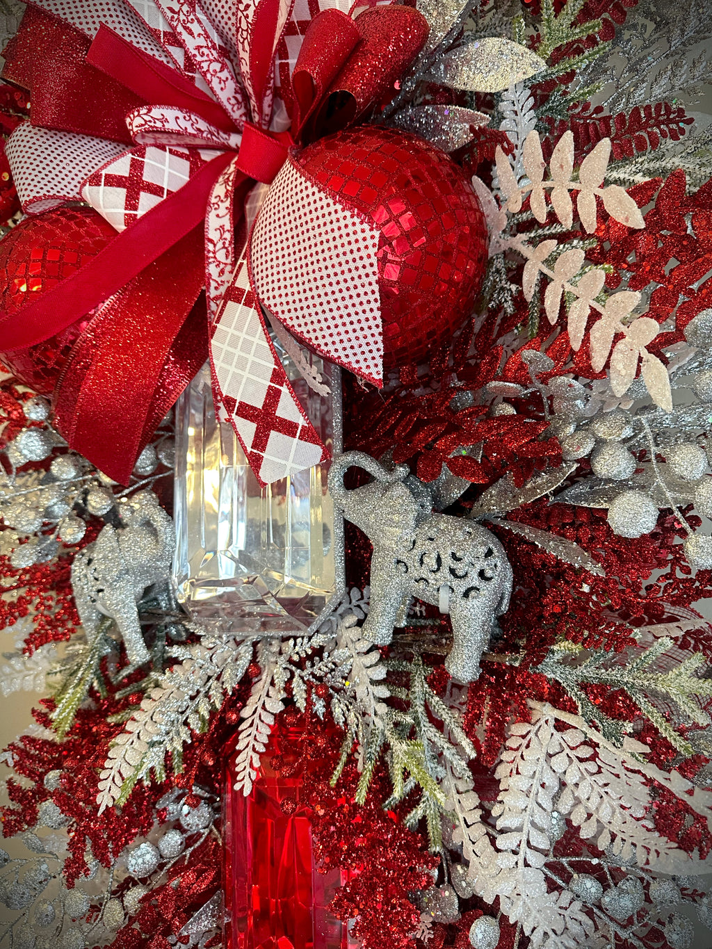 Diva Elephant Wreath