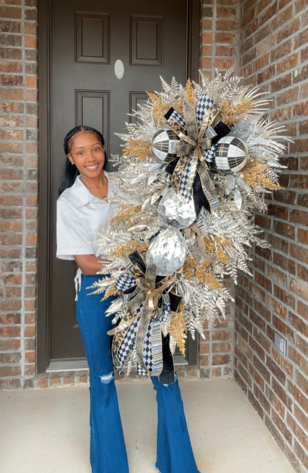 Black/ Silver/ Gold White swag wreath