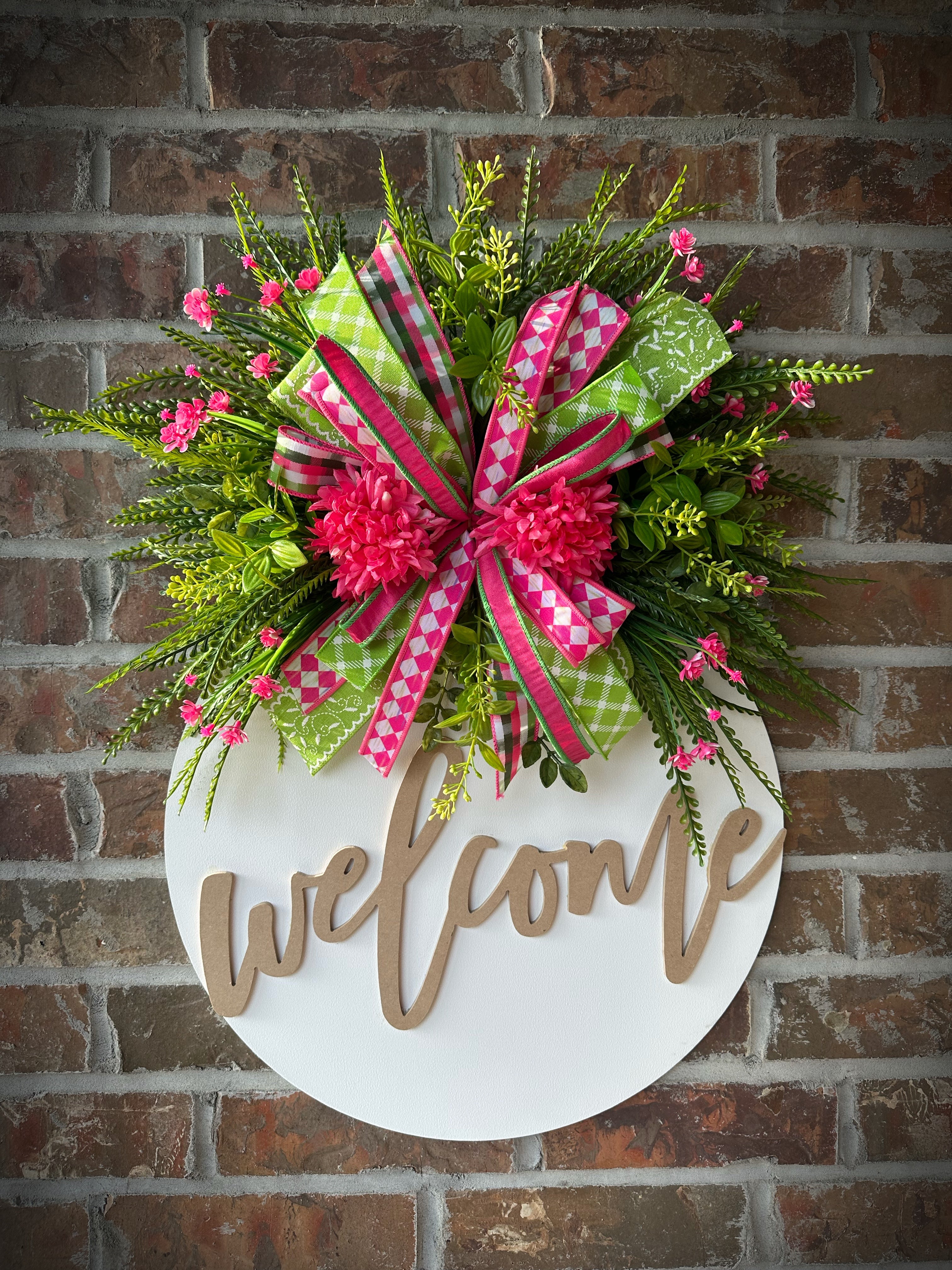 Bright & Bold Welcome Door Hanger 🌸💚