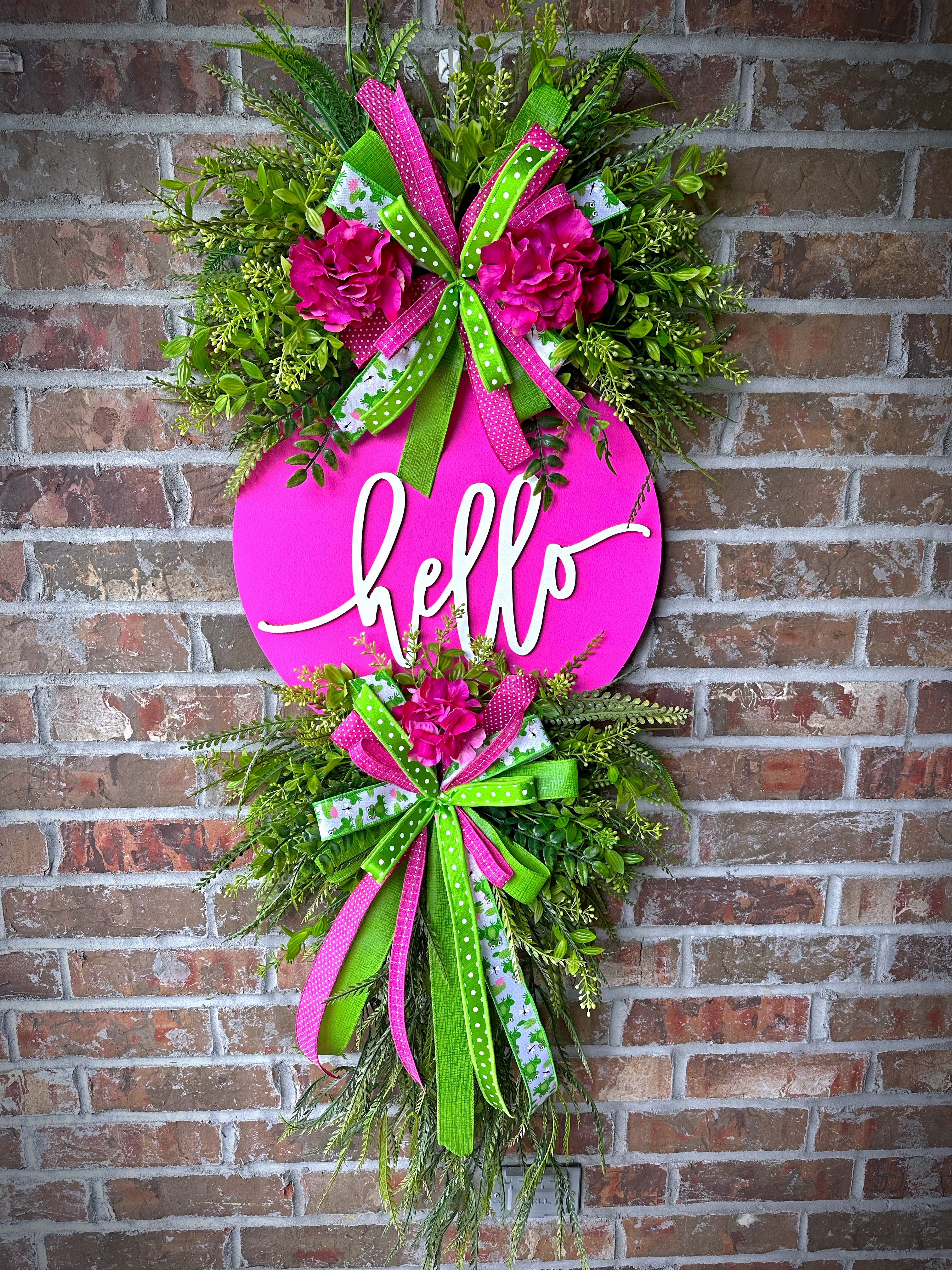 Hello Gorgeous 3D wreath